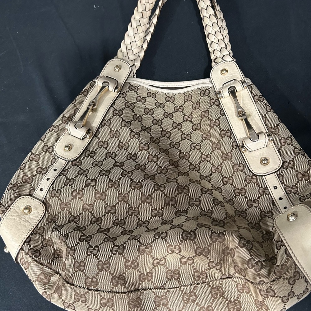 Gucci Cream and Brown Shoulder Bag with Iconic Monogram
